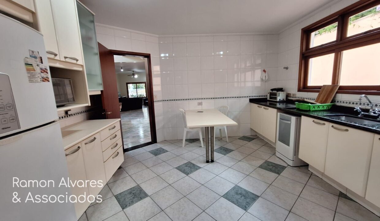 12446RV_foto_2025-11-04_00-51-22-8