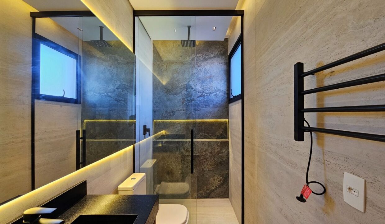 12702RV_foto_2025-11-21_01-00-36-28