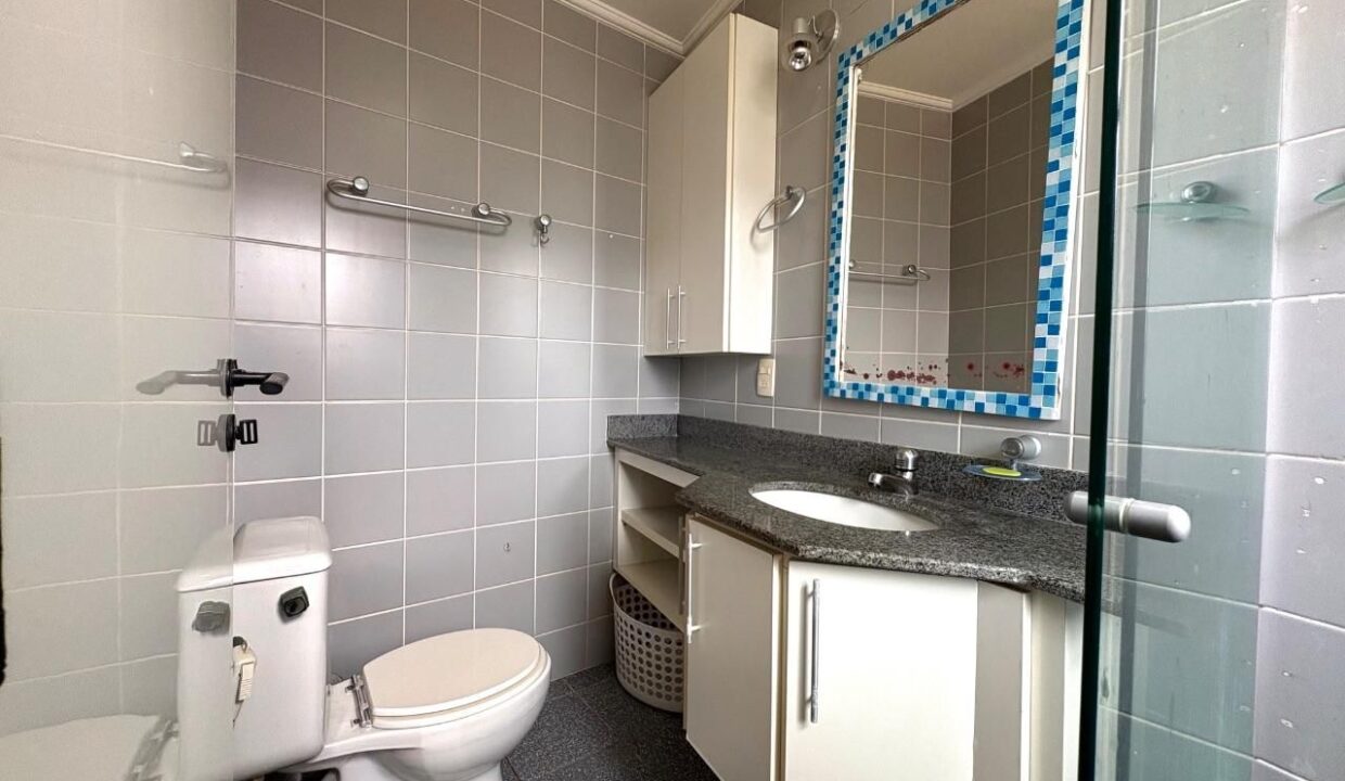 00205RV_foto_2025-12-12_00-30-10-31