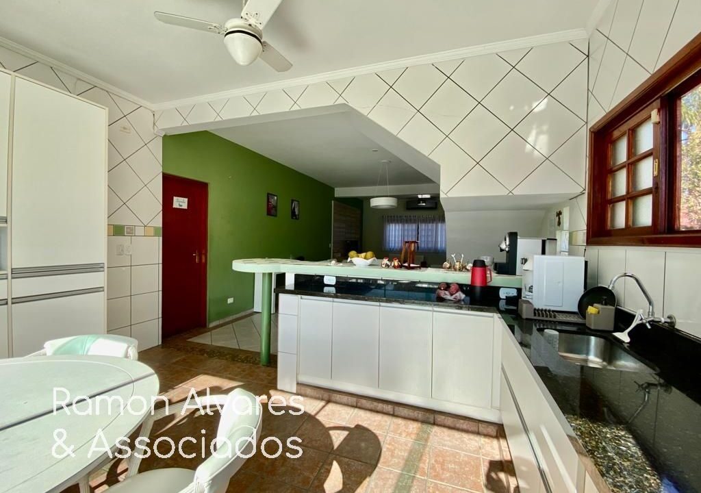 01920AV_foto_2025-12-07_00-40-12-12