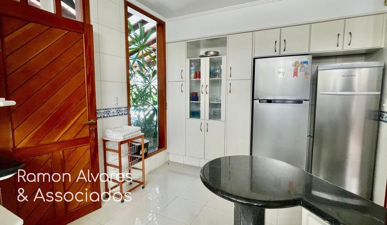 02300AV_foto_2025-12-09_00-32-55-11