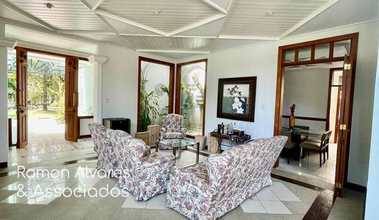 02300AV_foto_2025-12-09_00-32-55-14