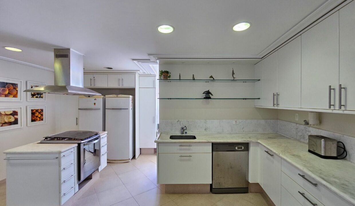 12438RV_foto_2025-12-16_01-01-18-10