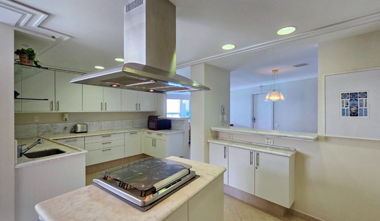 12438RV_foto_2025-12-16_01-01-18-11