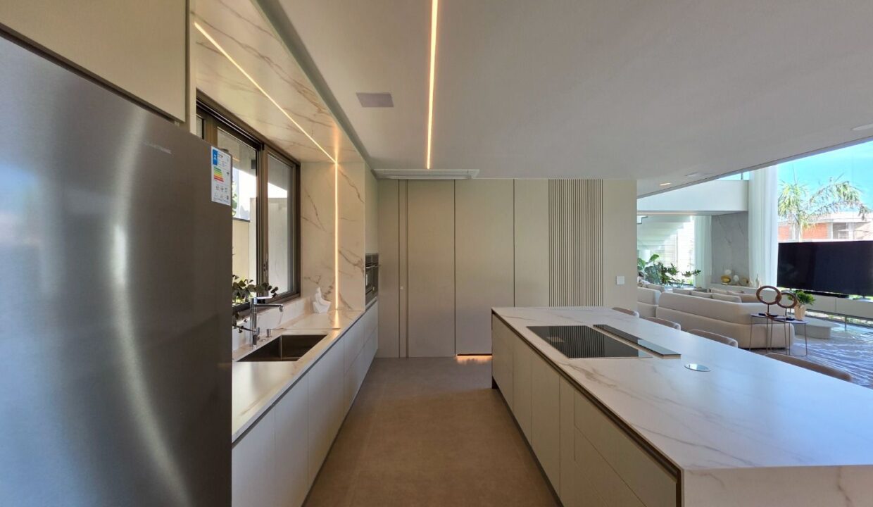 12710RV_foto_2026-01-10_00-41-53-31