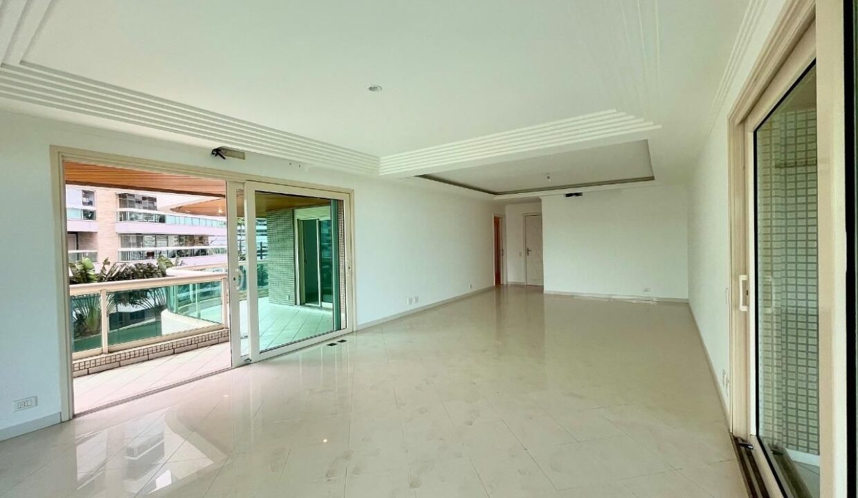 12084RV_foto_2026-03-25_02-30-49-12