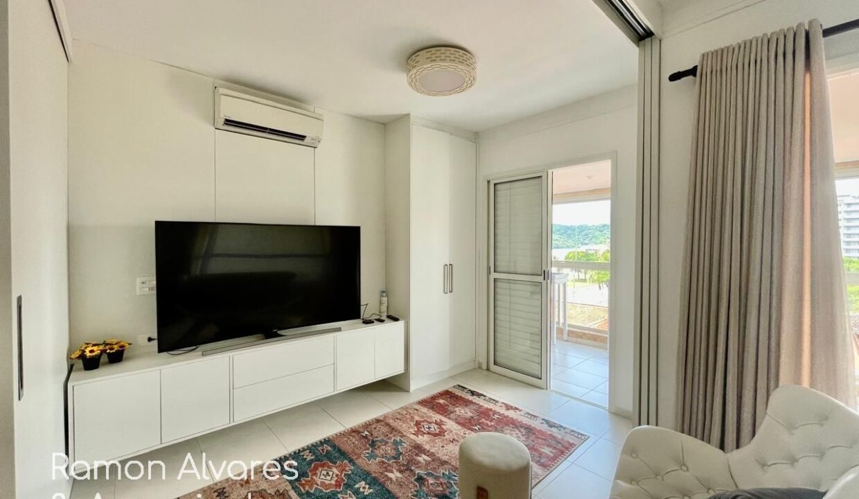 00035AV_foto_2026-04-14_00-31-15-18