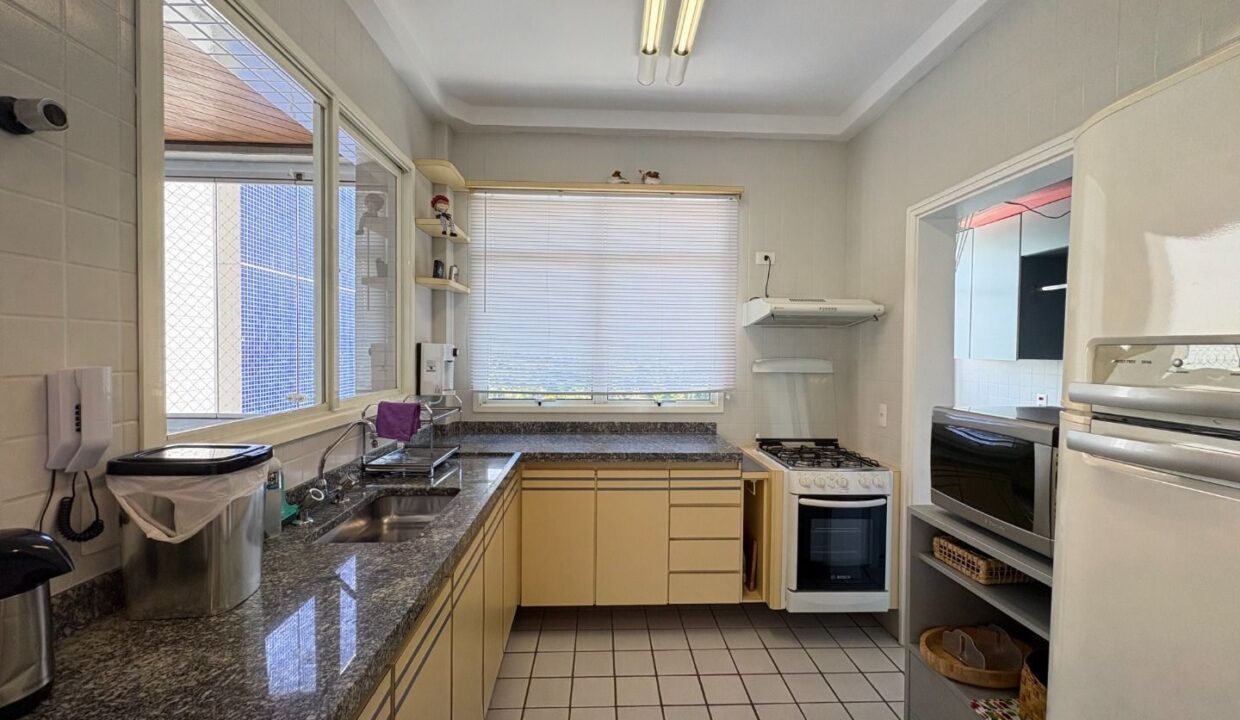 01043RV_foto_2026-04-14_00-41-25-12