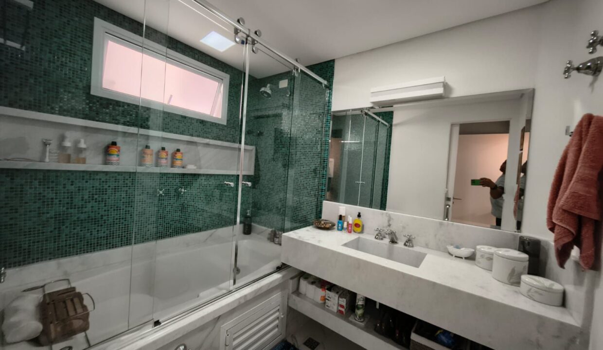 01104RV_foto_2026-04-14_00-41-25-12