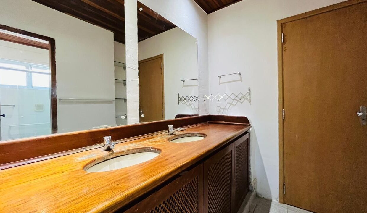 01985RV_foto_2026-04-14_01-11-53-18