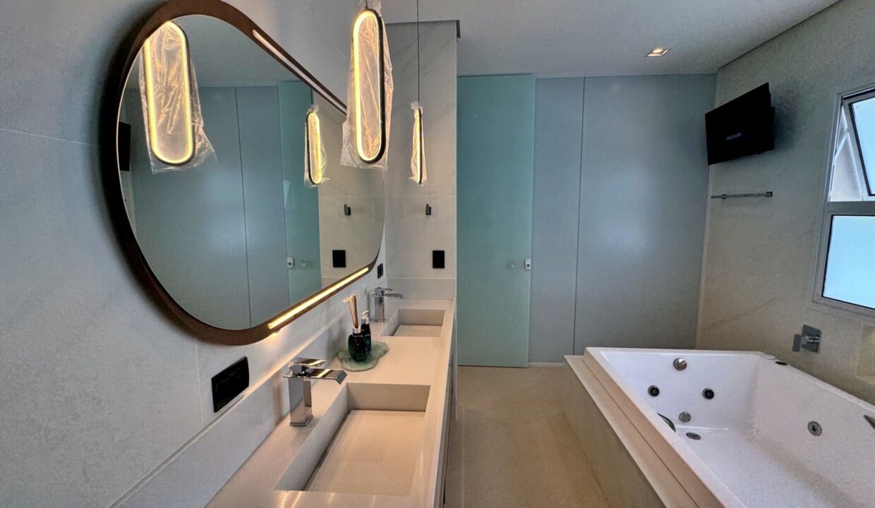 02438RV_foto_2026-04-14_01-30-15-24