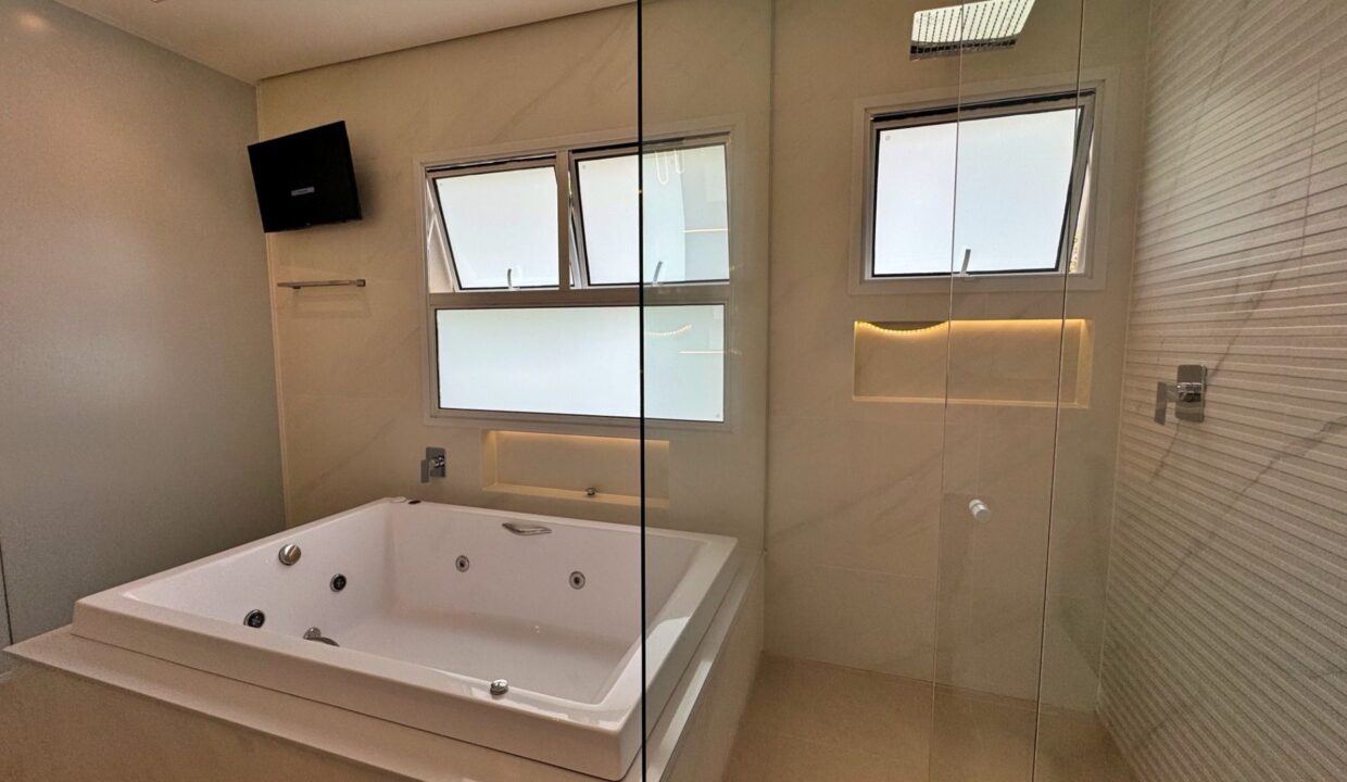 02438RV_foto_2026-04-14_01-30-15-25