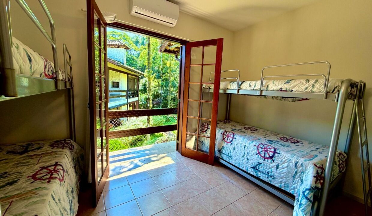 04261RV_foto_2026-04-14_01-51-33-18