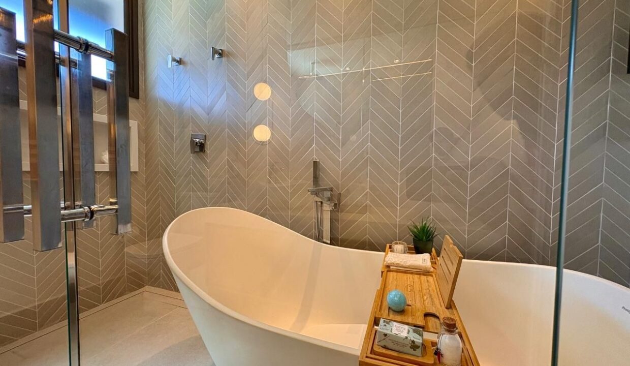 08154RV_foto_2026-04-14_03-00-44-36